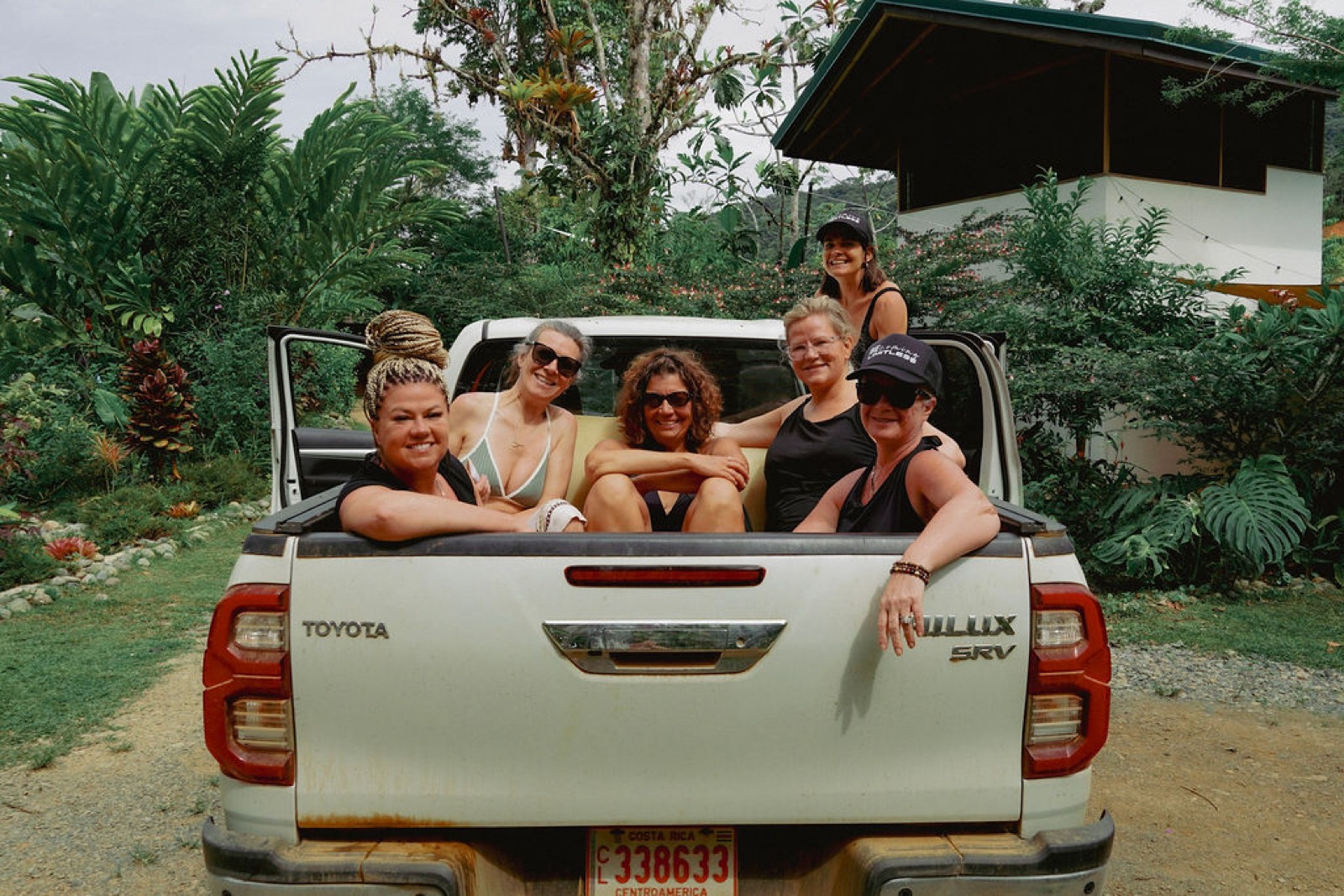 Wellness retreat, ceremony or group gathering at Metamorfinca retreat center in Costa Rica — view 9