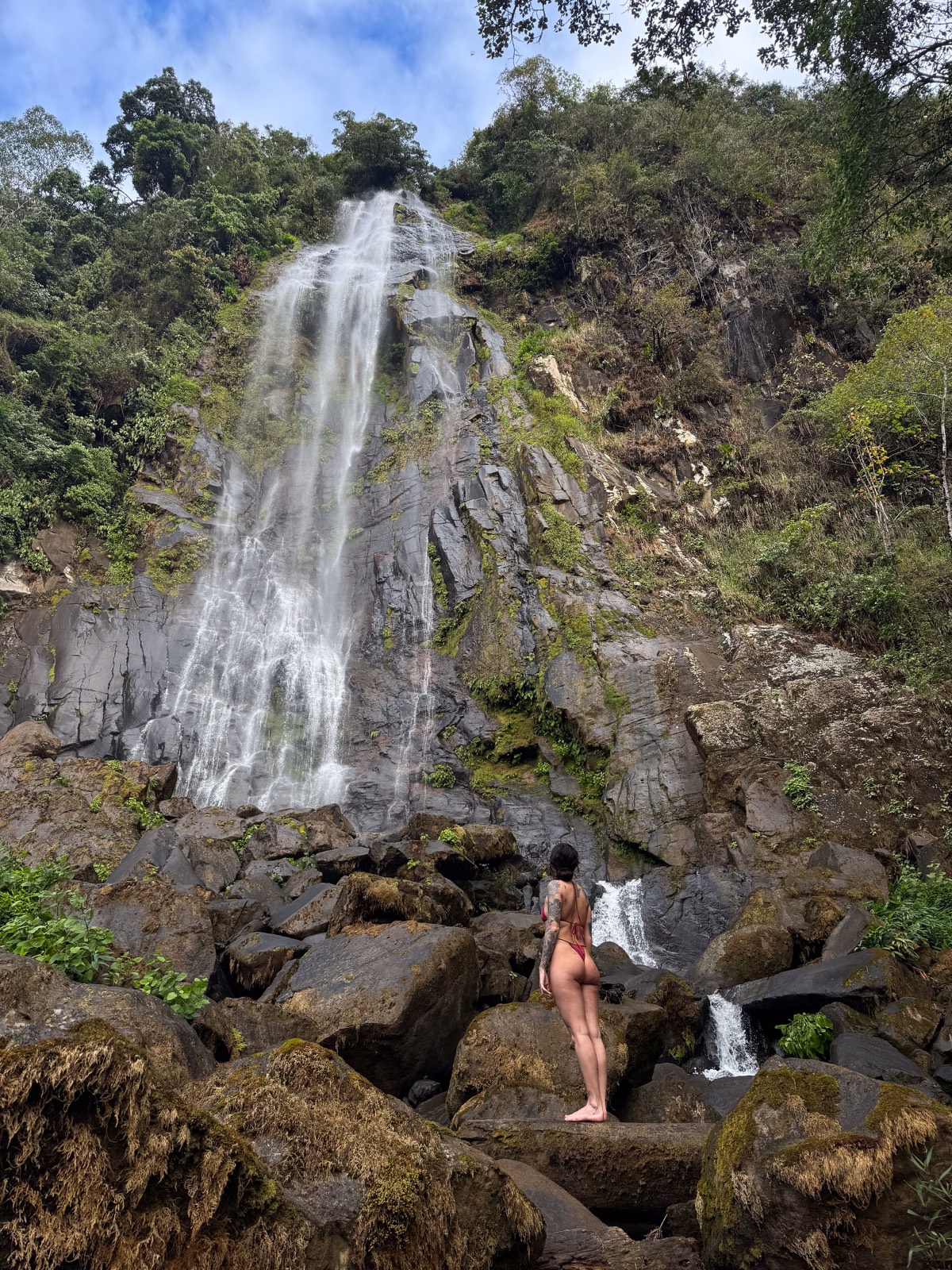 Wellness retreat, ceremony or group gathering at Metamorfinca retreat center in Costa Rica — view 18